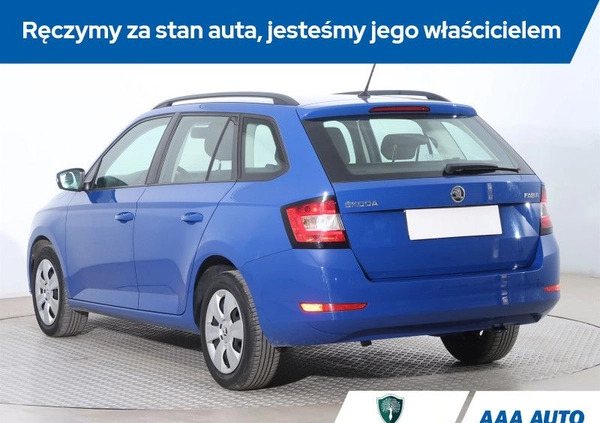 Skoda Fabia cena 36000 przebieg: 122175, rok produkcji 2018 z Szamotuły małe 154